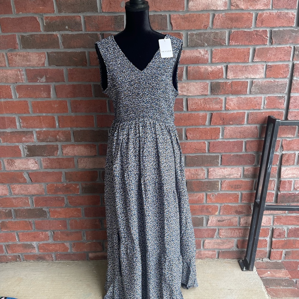 How lovely Dress